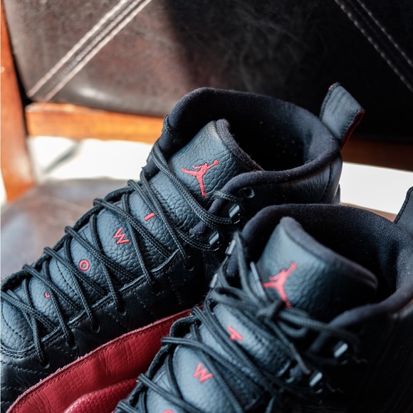 Jordan 12 Rétro flu game 2016 - Picture 2 of 16